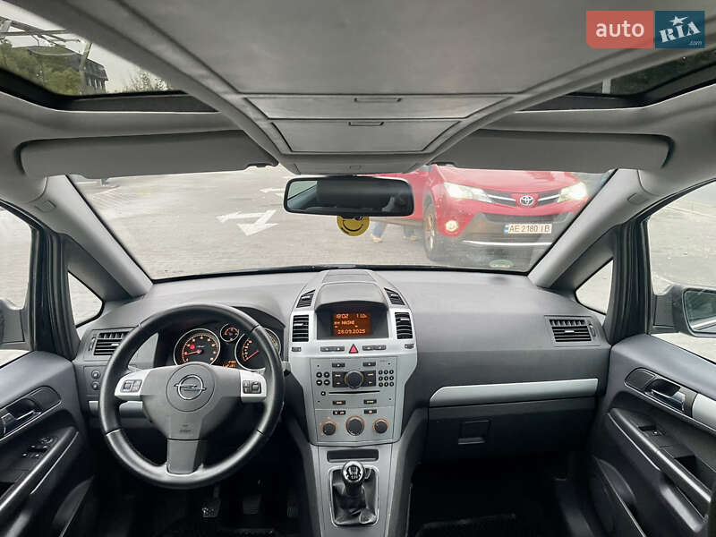 Opel Zafira 2009