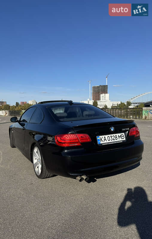 BMW 3 Series 2010