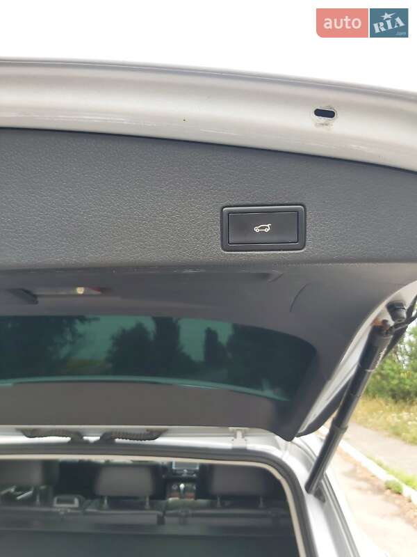 Volkswagen Touareg 2013