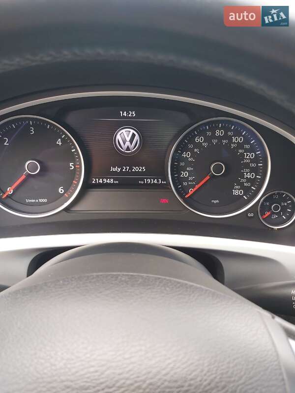 Volkswagen Touareg 2013