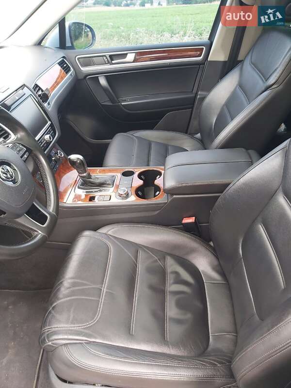 Volkswagen Touareg 2013