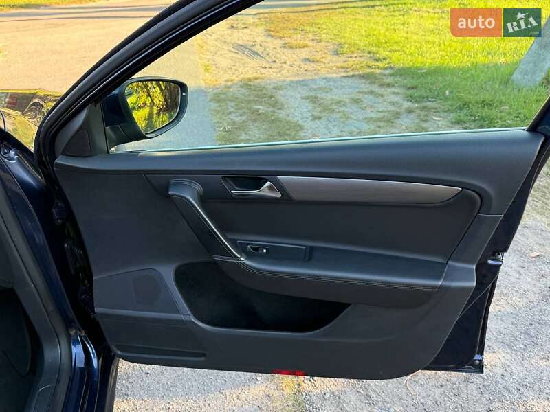 Volkswagen Passat 2013