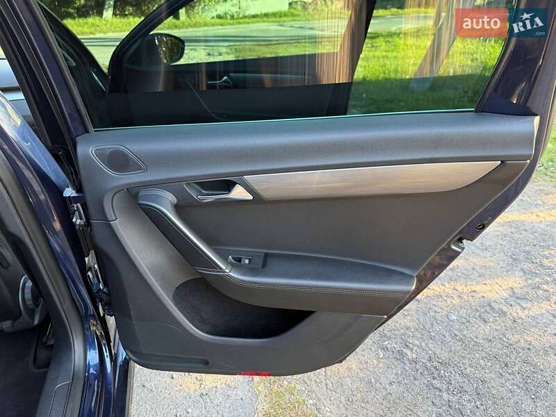 Volkswagen Passat 2013