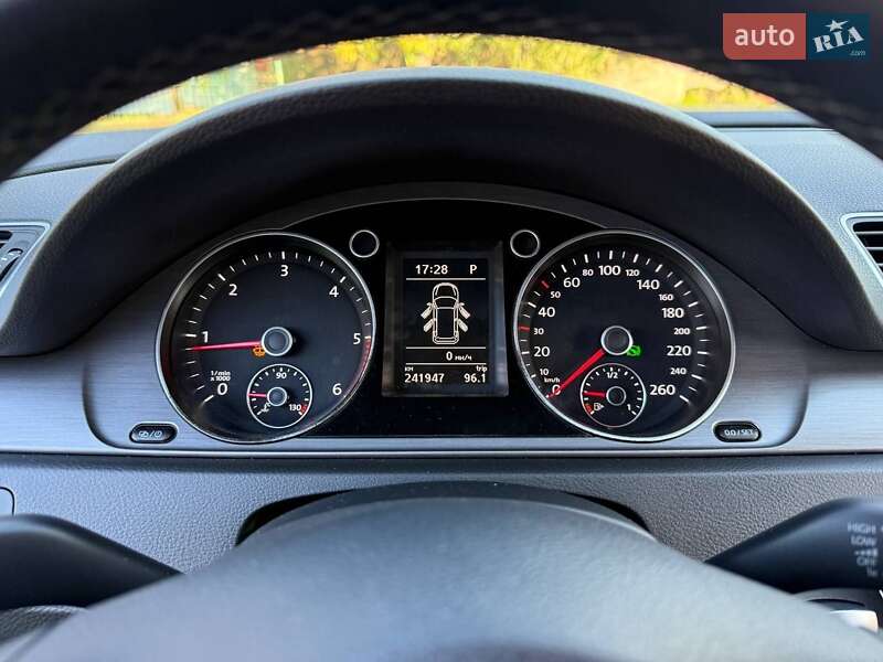 Volkswagen Passat 2013