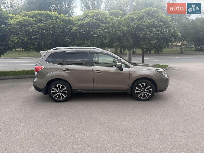 Subaru Forester 2016