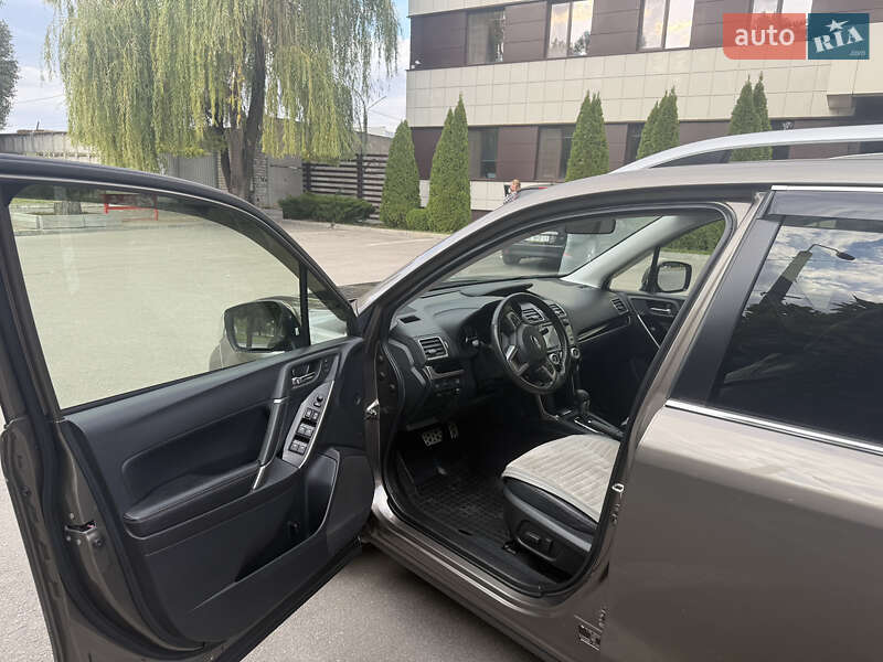 Subaru Forester 2016