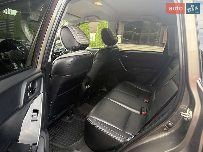 Subaru Forester 2016