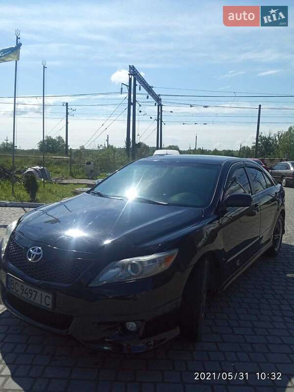 Toyota Camry 2010