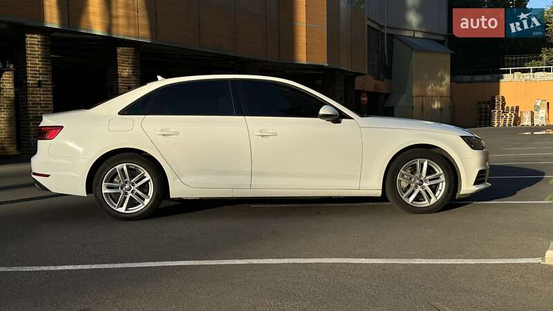 Audi A4 2016