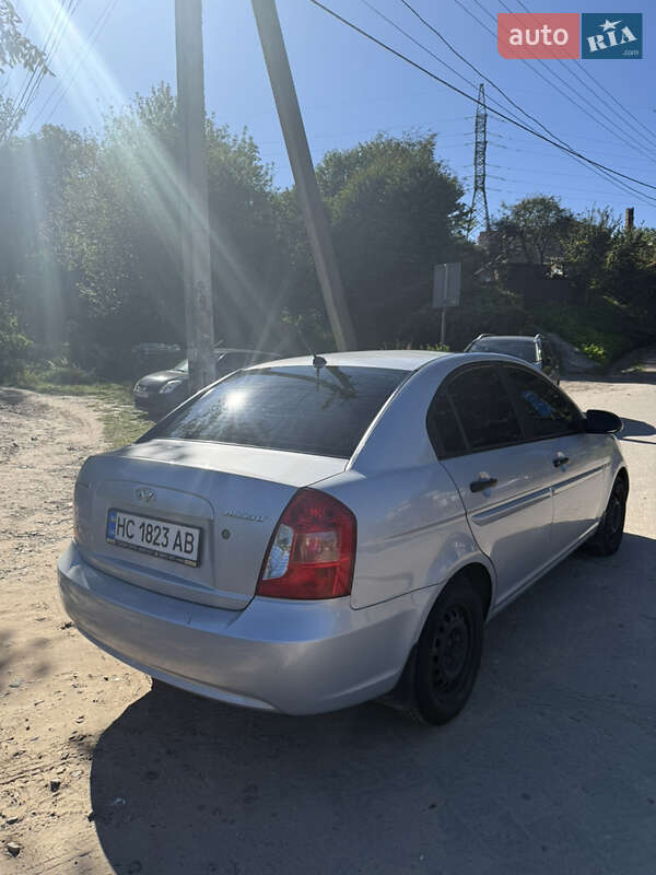Hyundai Accent 2008
