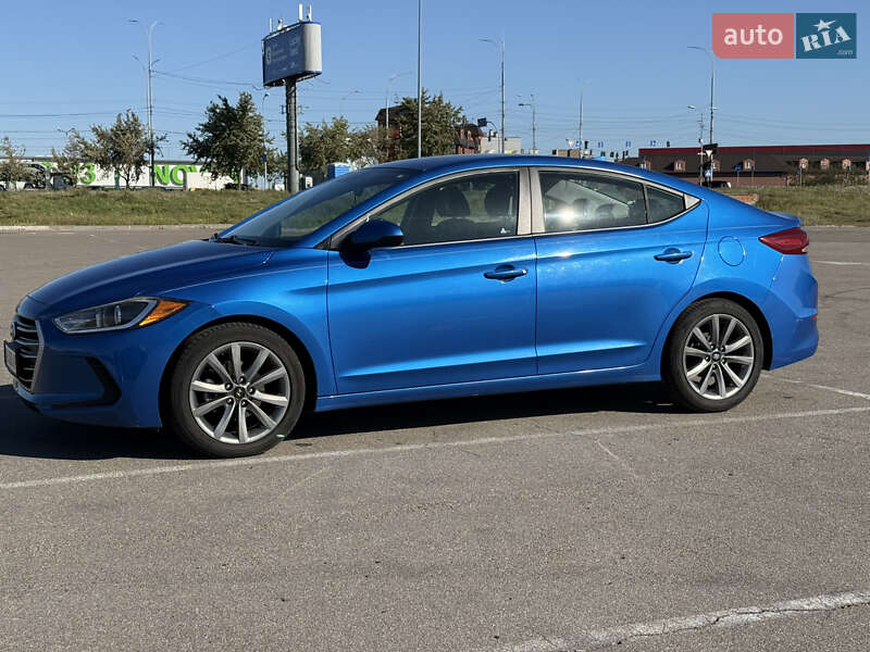 Hyundai Elantra 2016