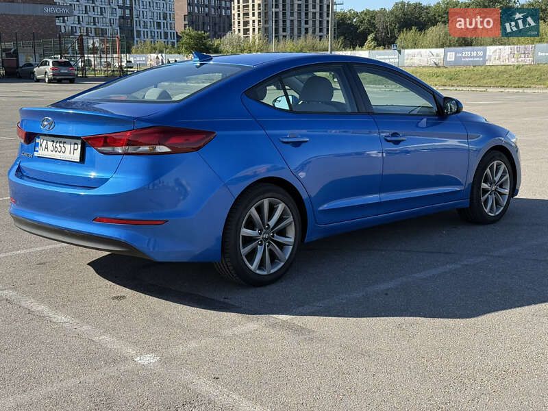 Hyundai Elantra 2016