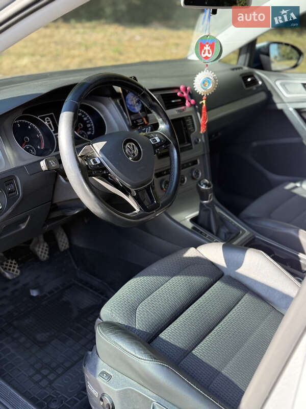 Volkswagen Golf 2015