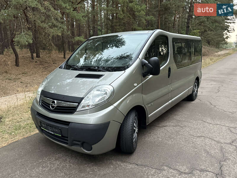 Opel Vivaro 2013