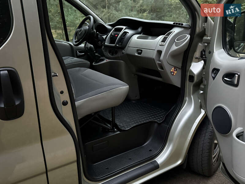Opel Vivaro 2013