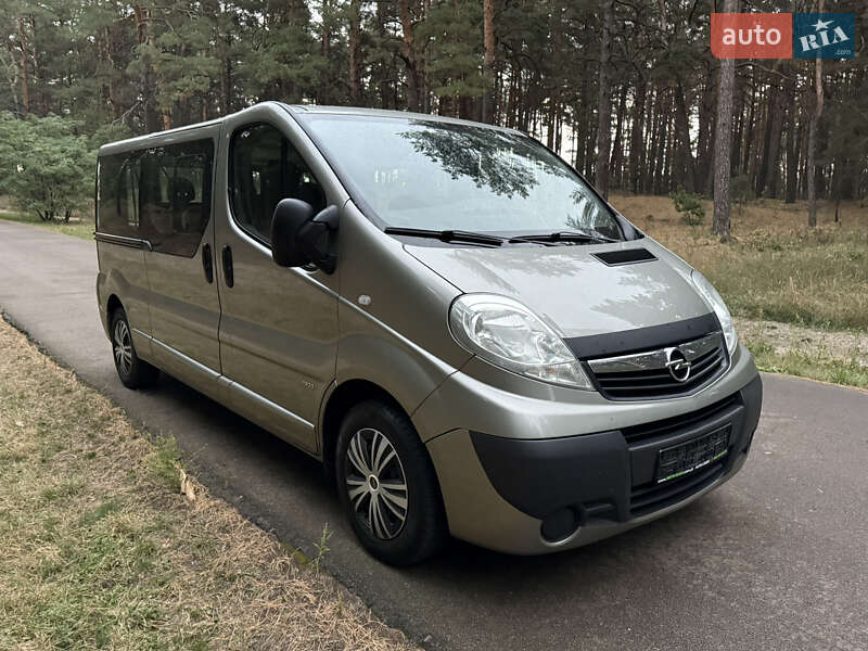 Opel Vivaro 2013
