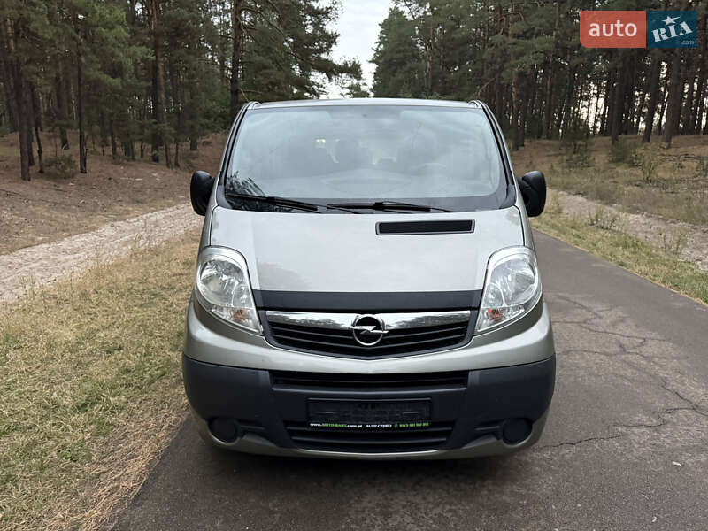 Opel Vivaro 2013