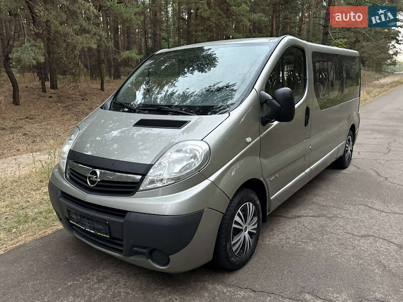 Opel Vivaro 2013