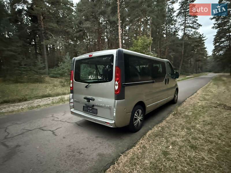Opel Vivaro 2013
