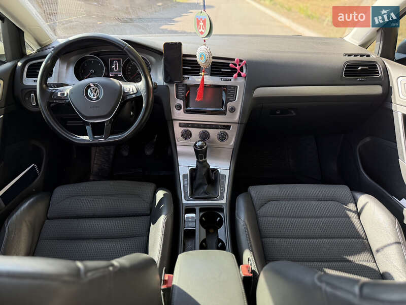 Volkswagen Golf 2015