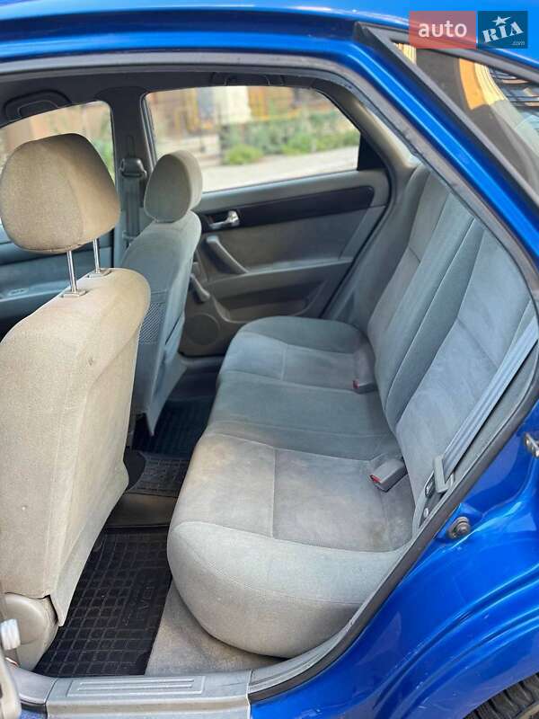 Chevrolet Lacetti 2011