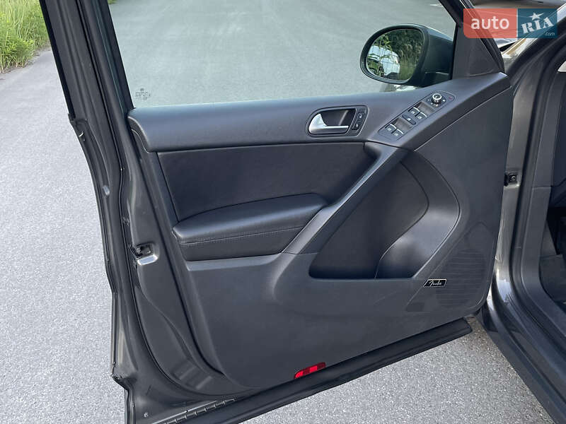 Volkswagen Tiguan 2014