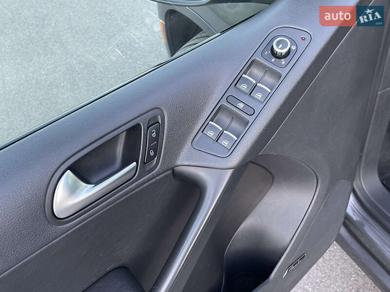 Volkswagen Tiguan 2014