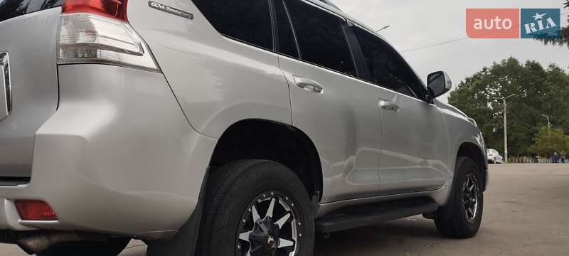 Toyota Land Cruiser Prado 2012