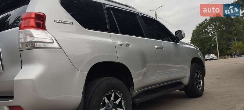 Toyota Land Cruiser Prado 2012