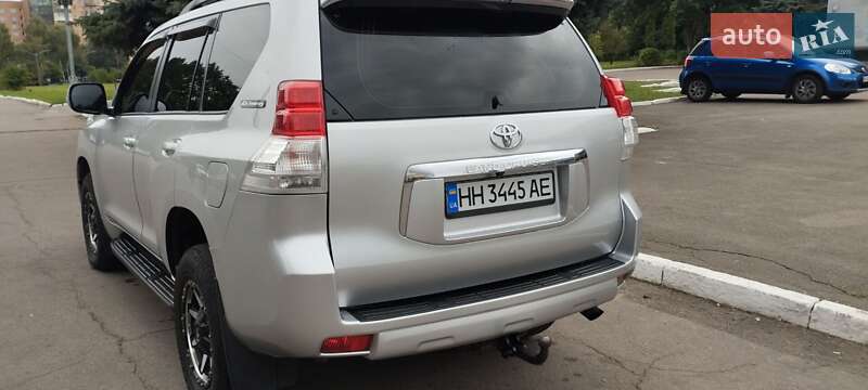 Toyota Land Cruiser Prado 2012