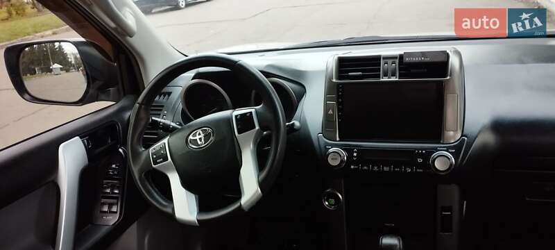 Toyota Land Cruiser Prado 2012