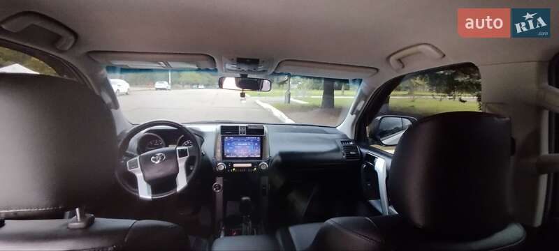 Toyota Land Cruiser Prado 2012