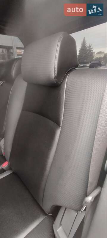 Toyota Land Cruiser Prado 2012