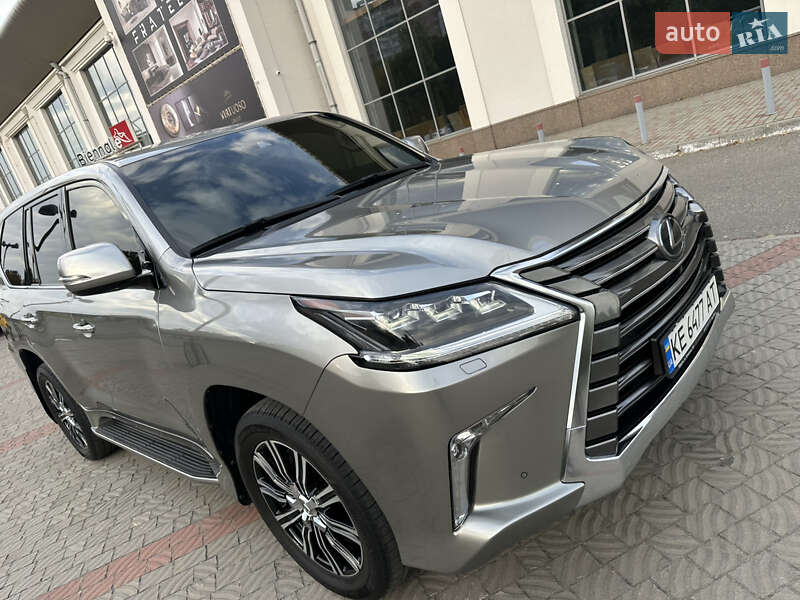 Lexus-11
