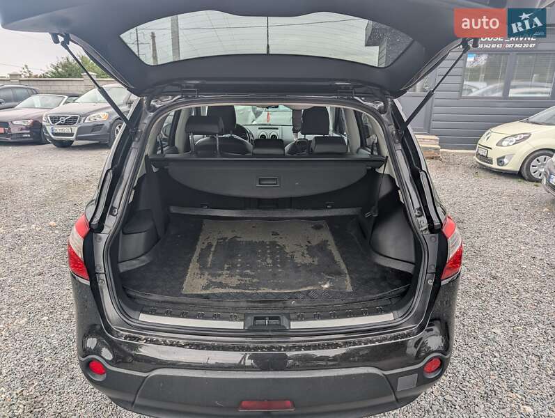 Nissan Qashqai+2 2010