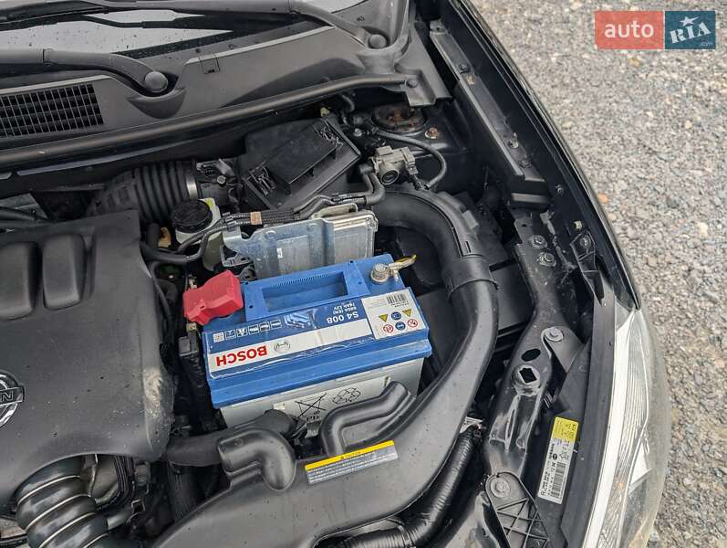 Nissan Qashqai+2 2010