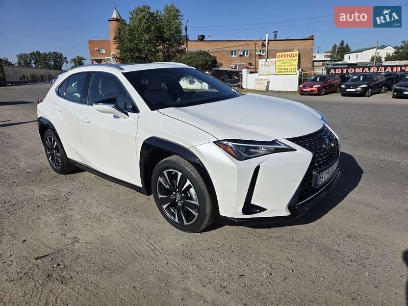 Lexus-0