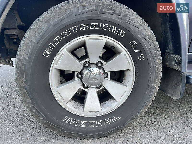 Mitsubishi Pajero Sport 2007