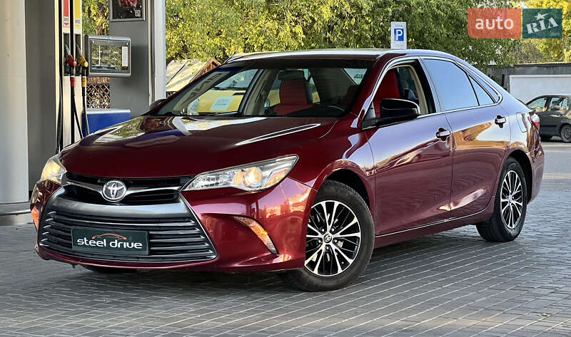 Toyota Camry 2016