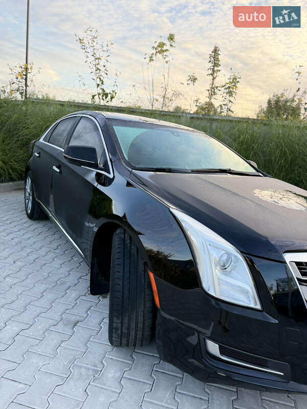 Cadillac XTS 2016