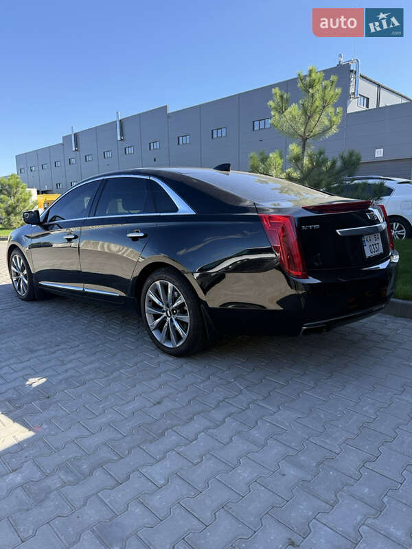 Cadillac XTS 2016