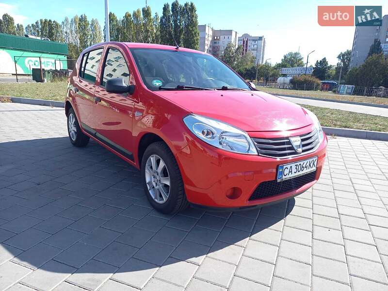 Dacia Sandero 2009