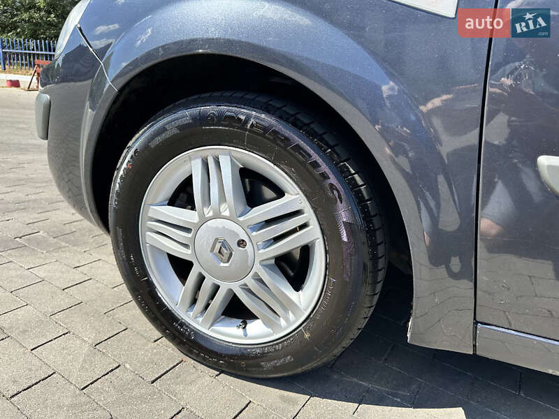 Renault Grand Scenic 2008