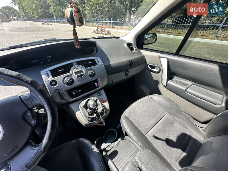 Renault Grand Scenic 2008