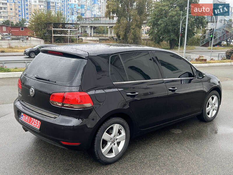 Volkswagen Golf 2011