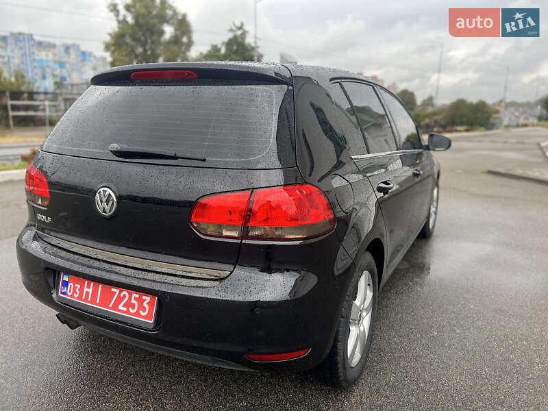Volkswagen Golf 2011