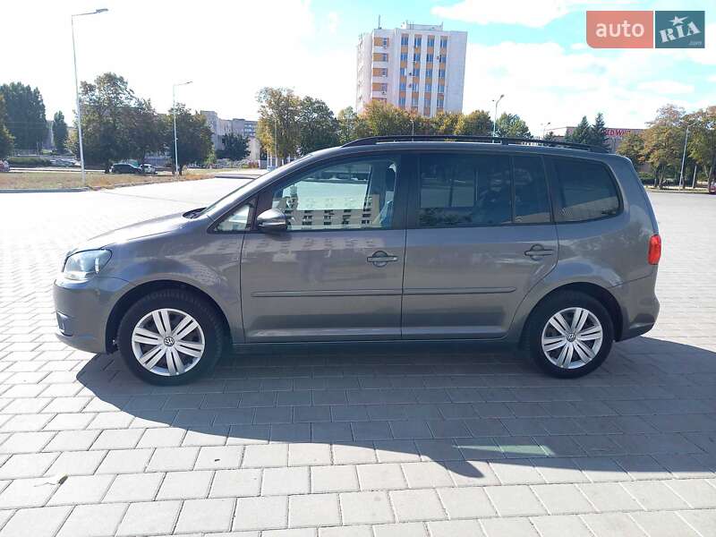 Volkswagen Touran 2011