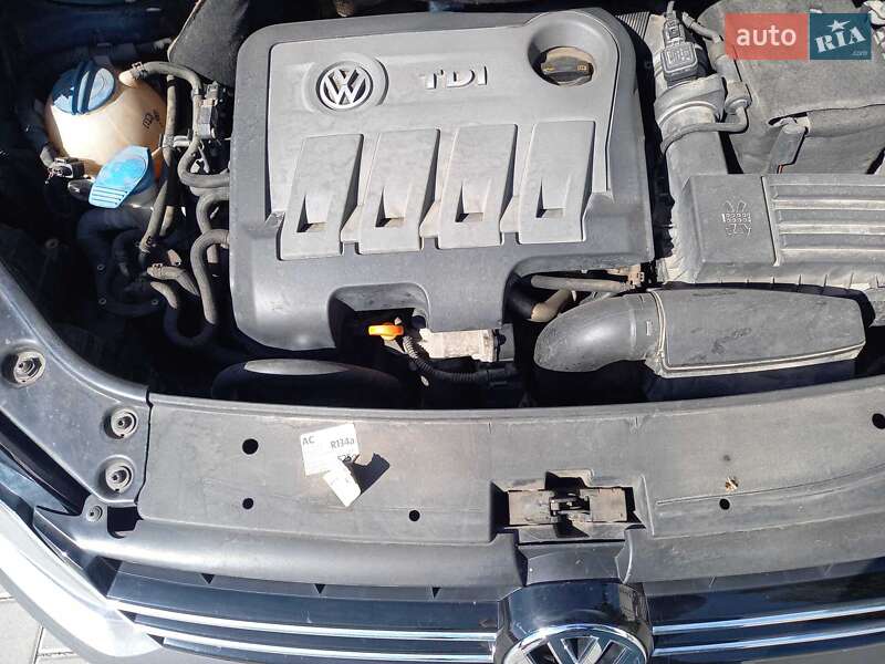 Volkswagen Touran 2011