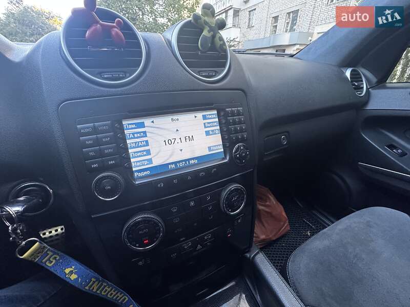 Mercedes-Benz M-Class 2007