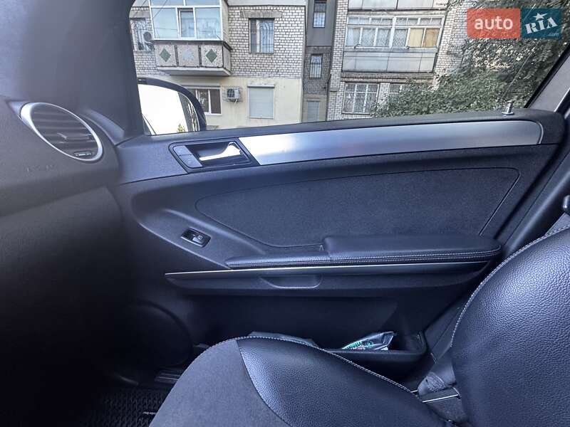 Mercedes-Benz M-Class 2007